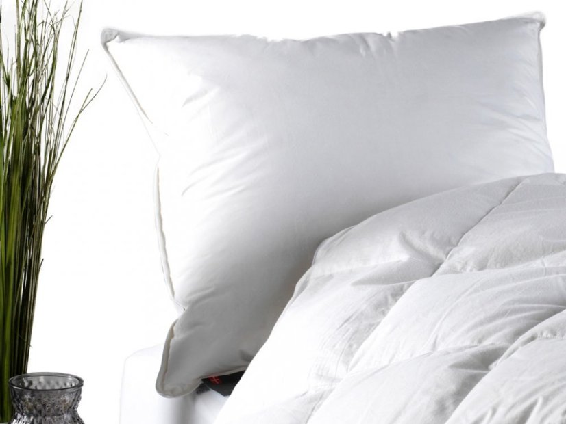 70x90 | DANICA OLIVIA MEDIUM luxusní péřový polštář