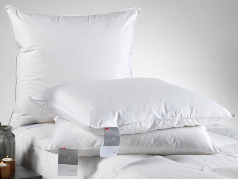 70x90 | DANICA OLIVIA MEDIUM luxusní péřový polštář